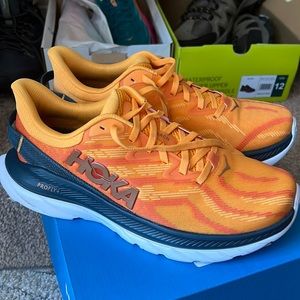 HOKA Mach SuperSonics